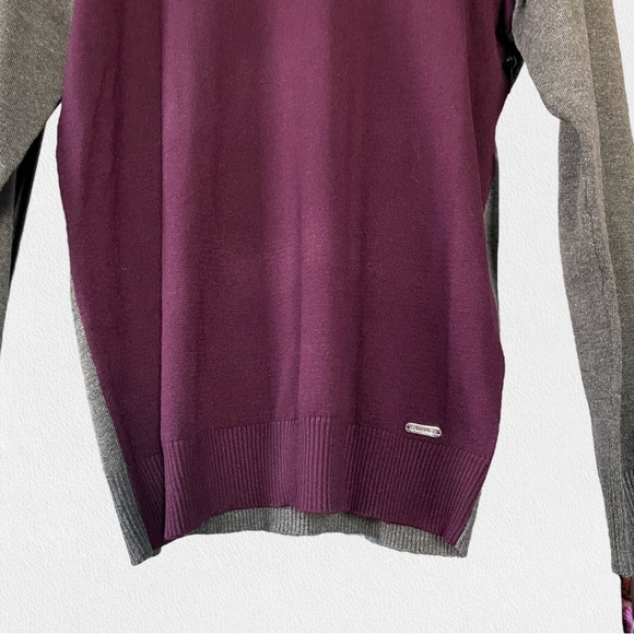 Calvin Klein NWT Women’s Turtleneck Color Block Sweater - Picture 3 of 7